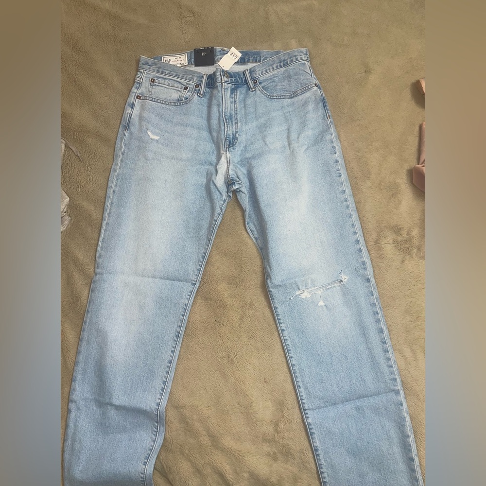 Straight Jeans in GapFlex light wash